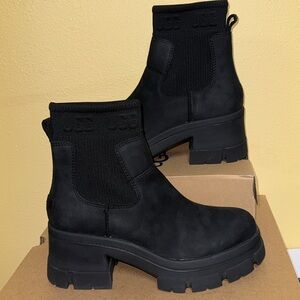 UGG BROOKLYN CHELSEA